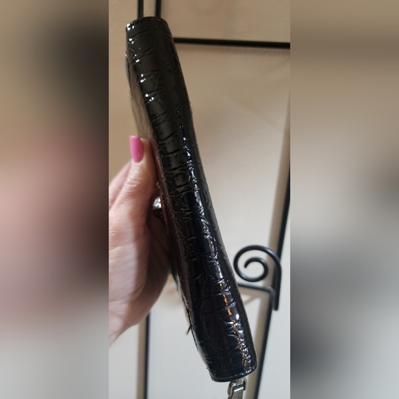 Kurt Geiger London Black Leather Puffy Rainbow Hearts Wallet - Picture 7 of 8